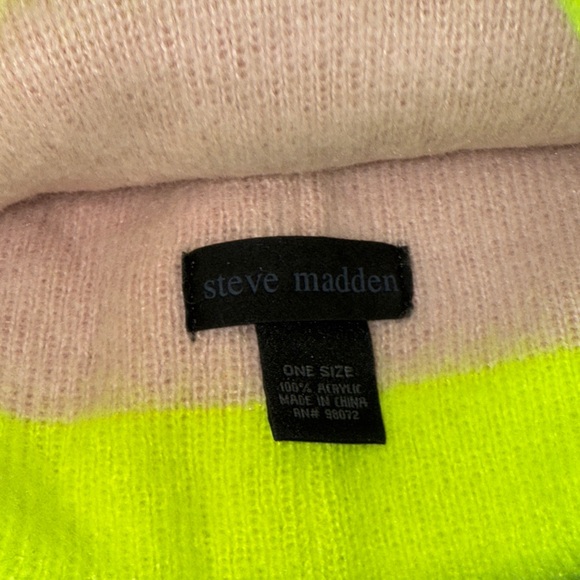 Steve Madden Pink and Yellow Beanie - Picture 4 of 4